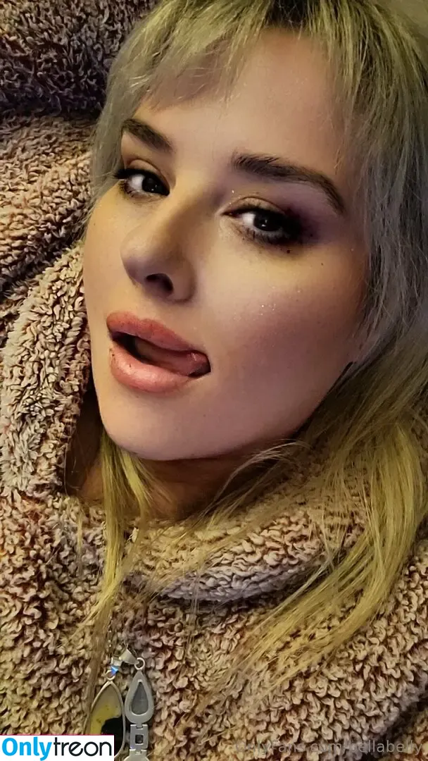 bellabelly nude photo #0056 (bellabelly)