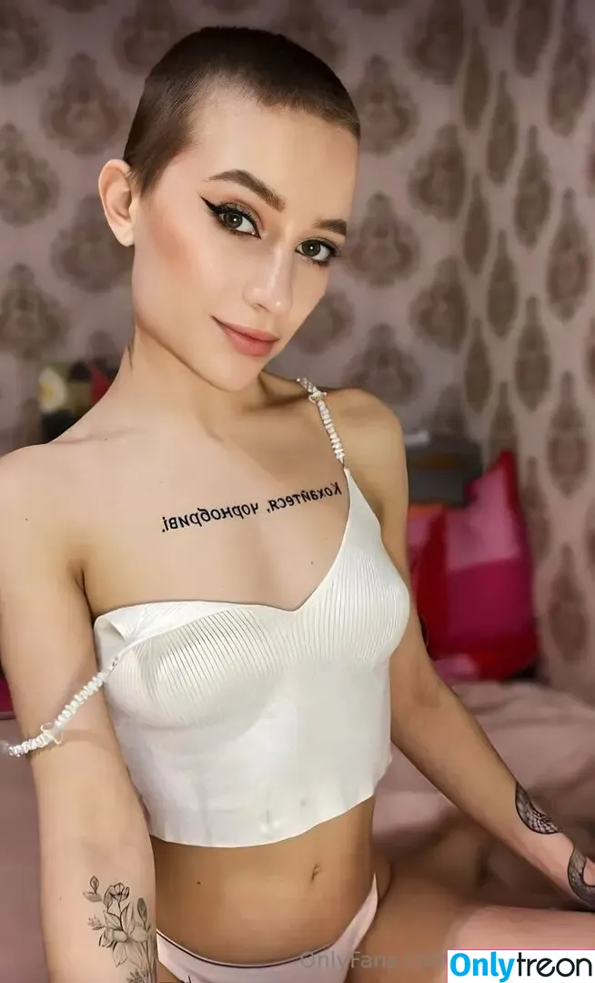 bellacakexx nude photo #0055 (bellapaigexx)