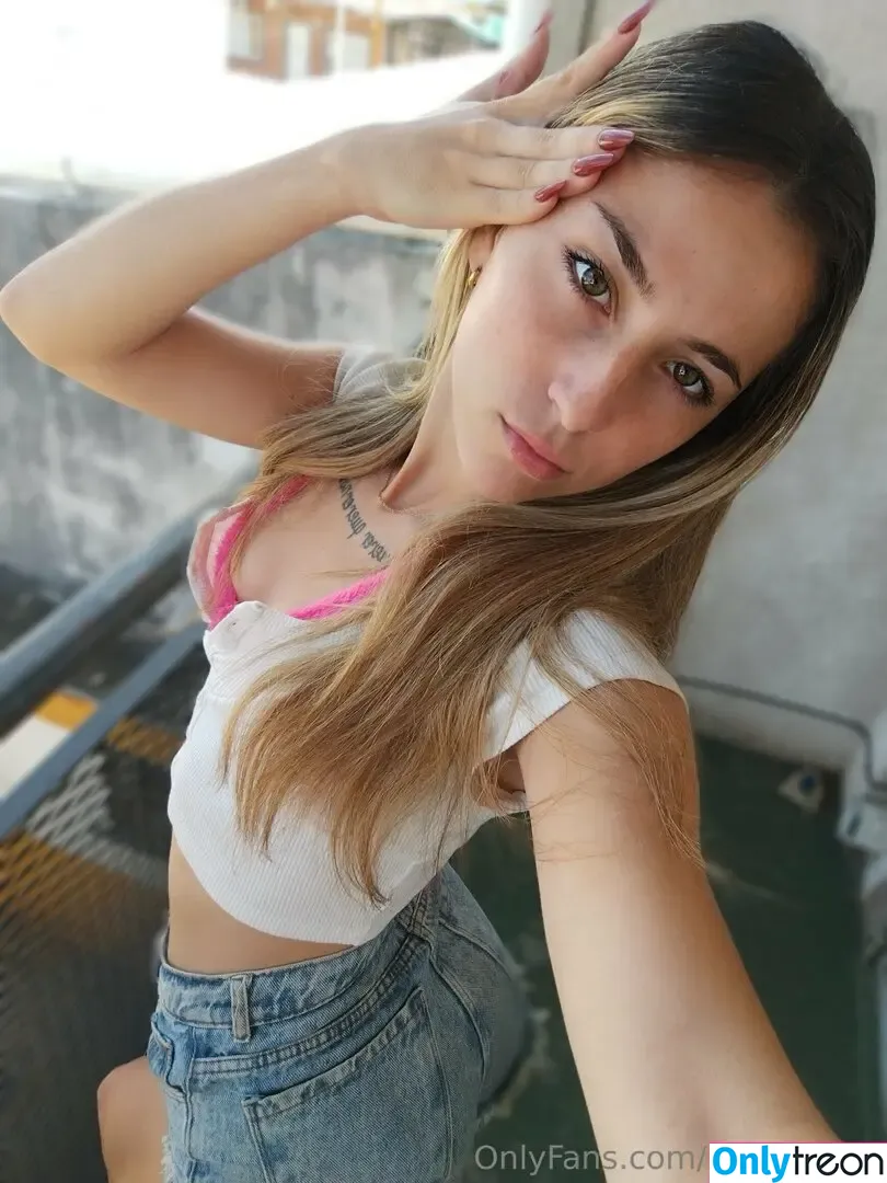 bellachyna nude photo #0001 (bellachyna)