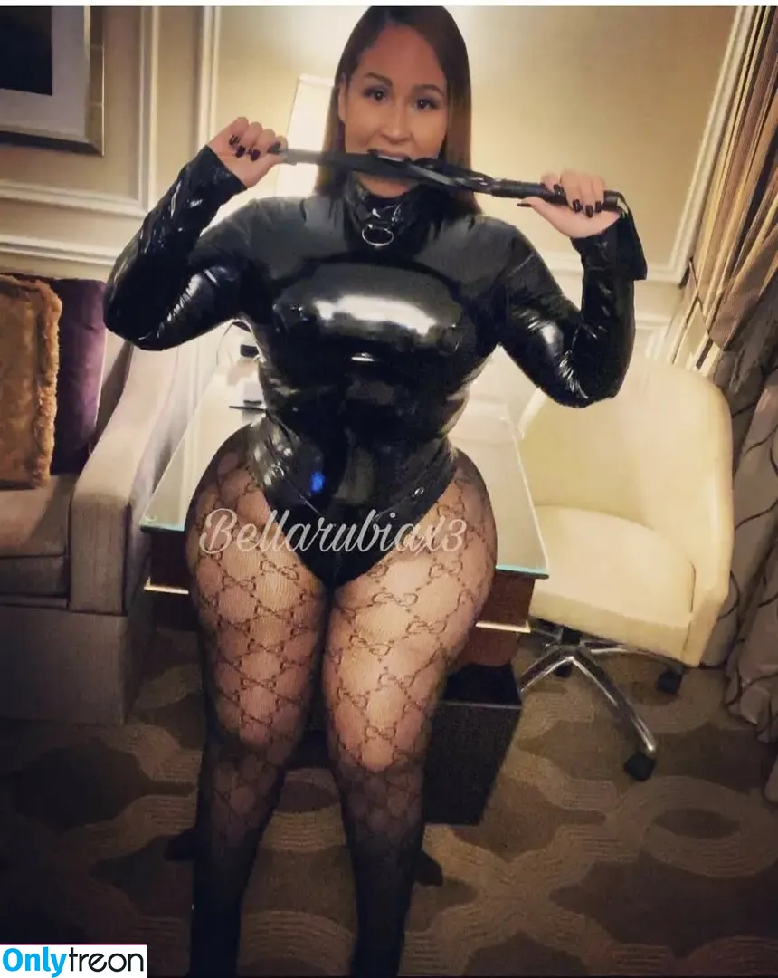 Bellarubiax3 nude photo #0007 (Bellarubiax3)