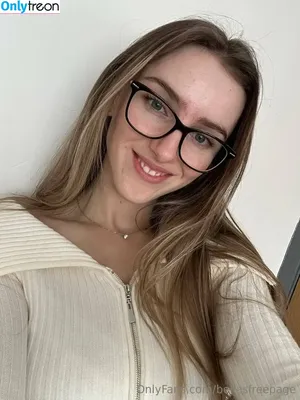 bellasfreepage / bellapage_ nude photo #0007