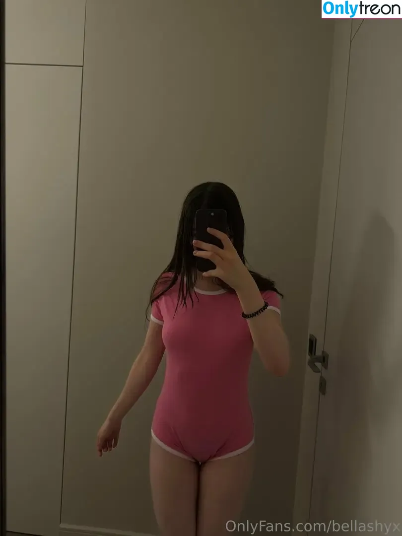 bellashyx голая photo #0011 (bellashyx)