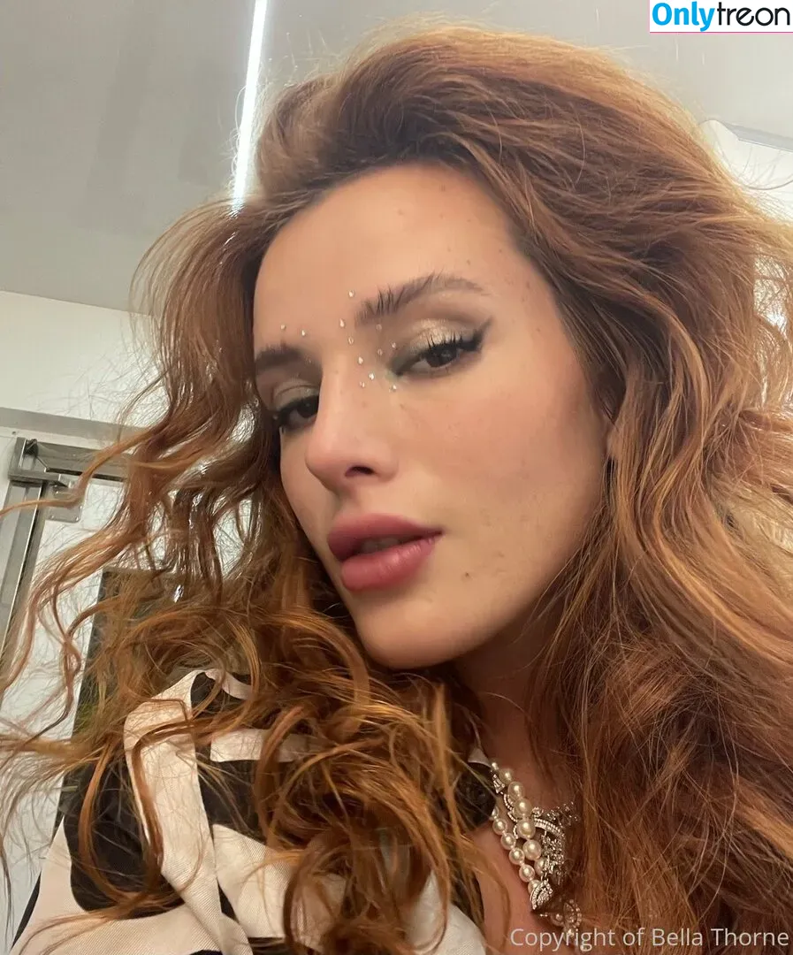 Bella Thorne nude photo #0009 (bellathorne)