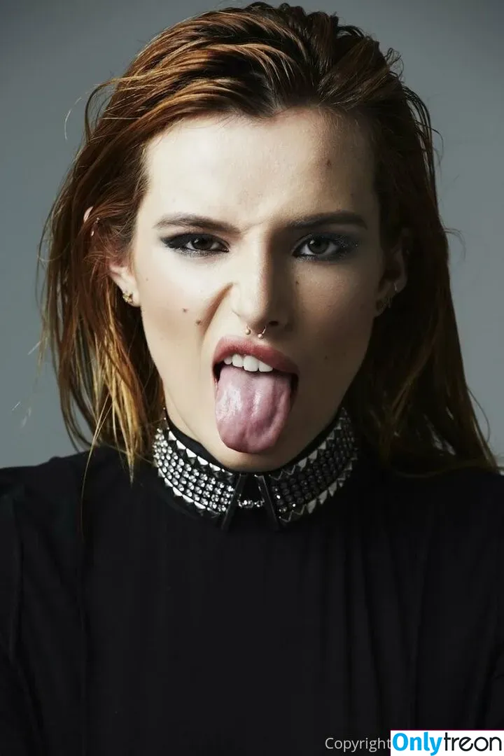 Bella Thorne голая photo #0477 (bellathorne)