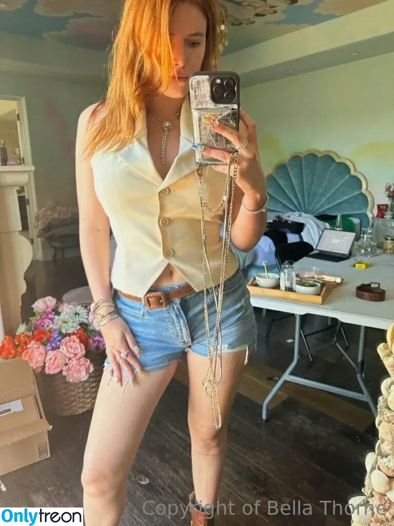 Bella Thorne nude photo #0550 (bellathorne)