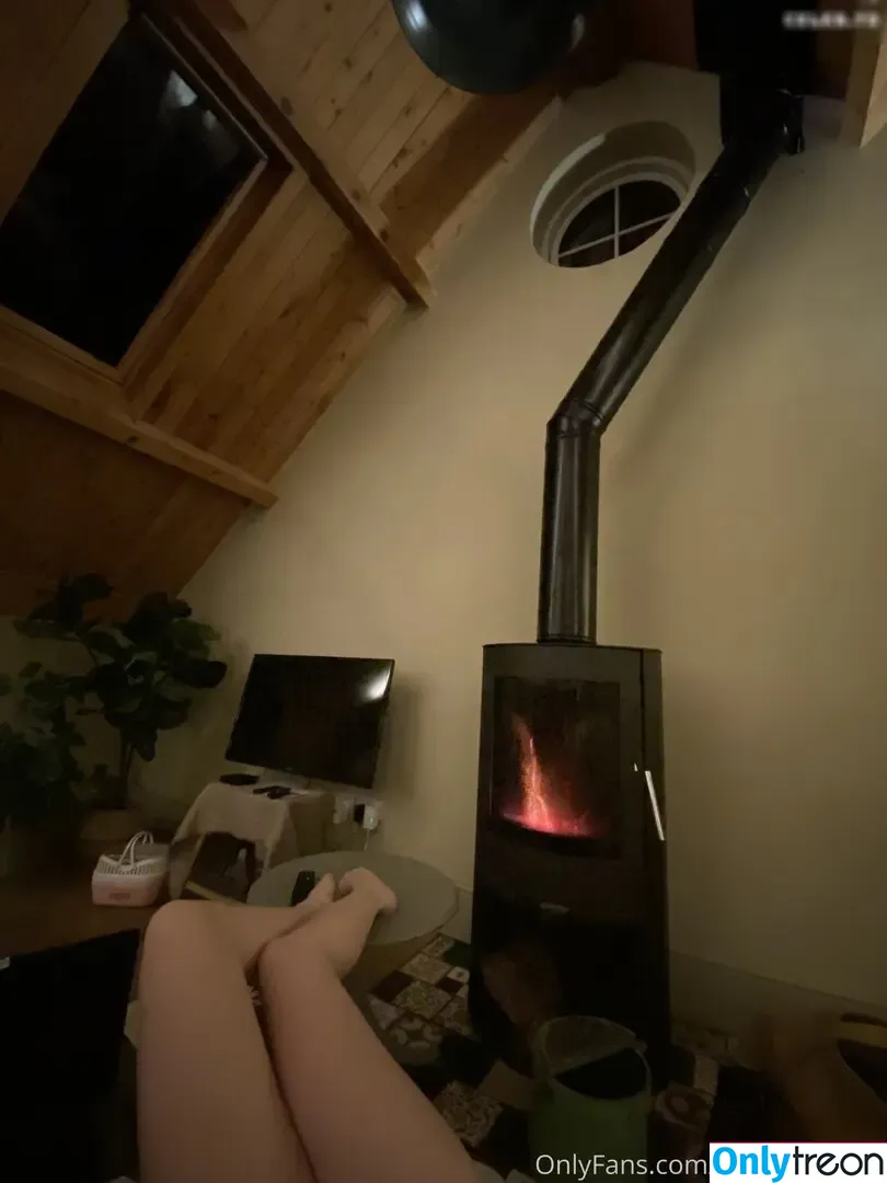 Belle Delphine nude photo #8896 (Socials / belle.delphine / belledelphine / bunnydelphine)