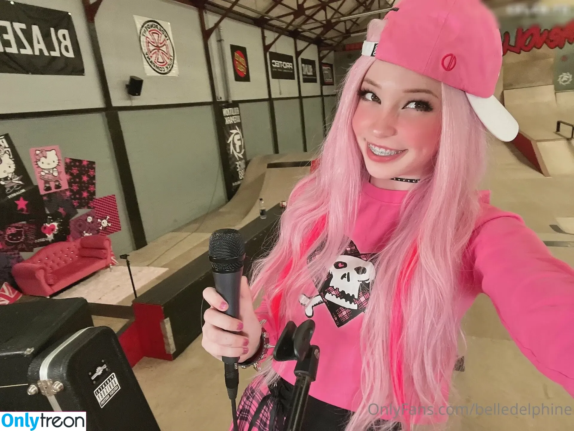 Belle Delphine nude photo #8991 (Socials / belle.delphine / belledelphine / bunnydelphine)