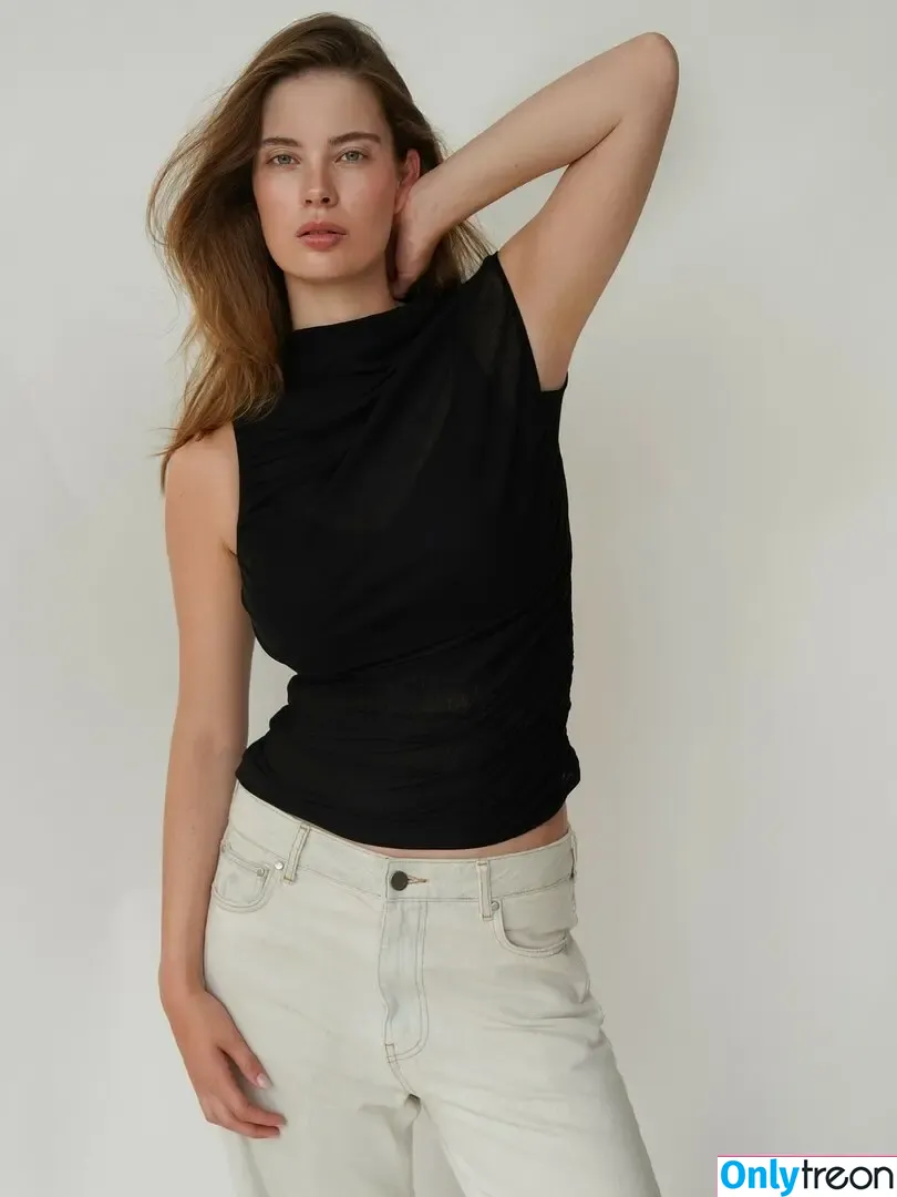 Benthe Ten Broek nude photo #0090 (benthetb)