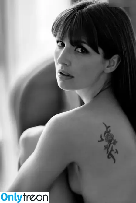 Bernadette Kaspar nude photo #0250 (berniekaspar / mischiidc)