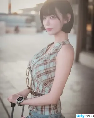 Berry / berry_is_blooming nude photo #0200