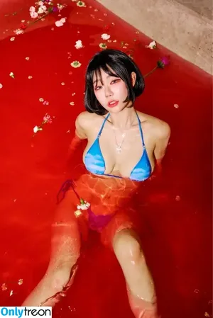 Berry / berry_is_blooming nude photo #0226