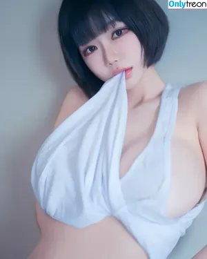 Berry / berry_is_blooming nude photo #0590