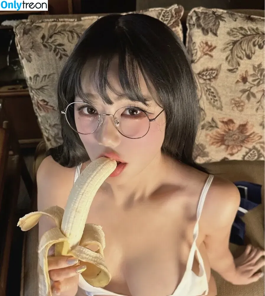 Berry nude photo #0105 (berry_is_blooming)