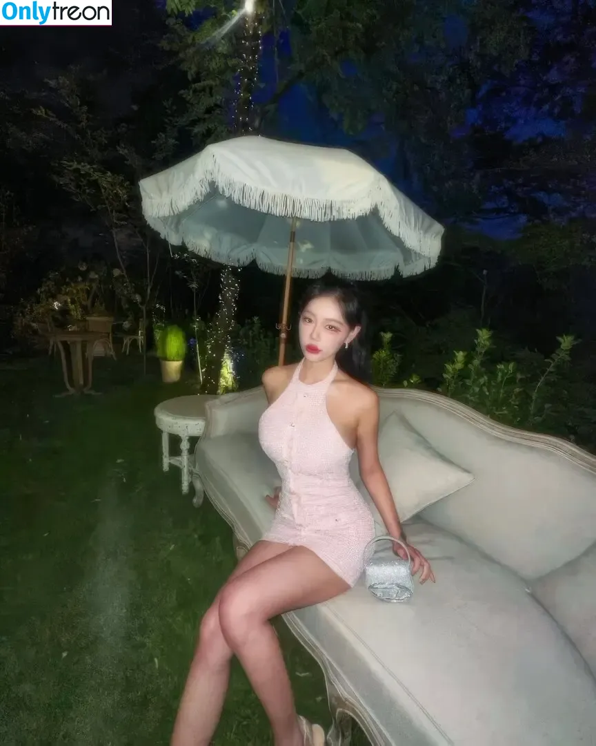 Berry nude photo #0126 (berry_is_blooming)