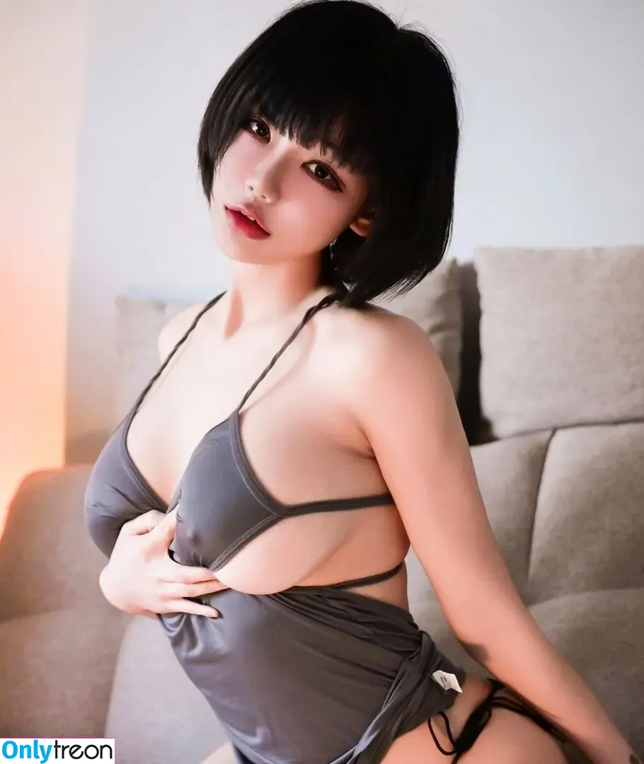 Berry nude photo #0608 (berry_is_blooming)