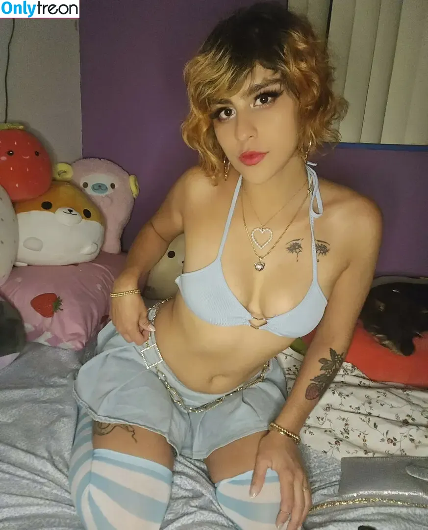 BerryBum nude photo #0004 (b4byberry / weareberryboom)