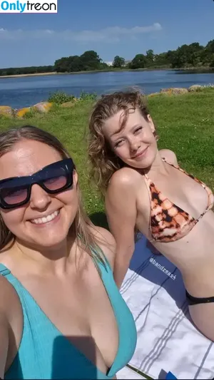 Berta Andrea Snædal / bandreas4 / bertaandreasnaedal nude photo #0411