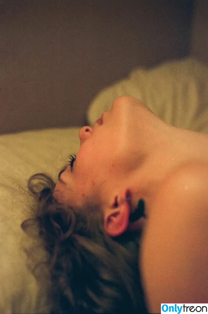 Berta Andrea Snædal nude photo #0094 (bandreas4 / bertaandreasnaedal)