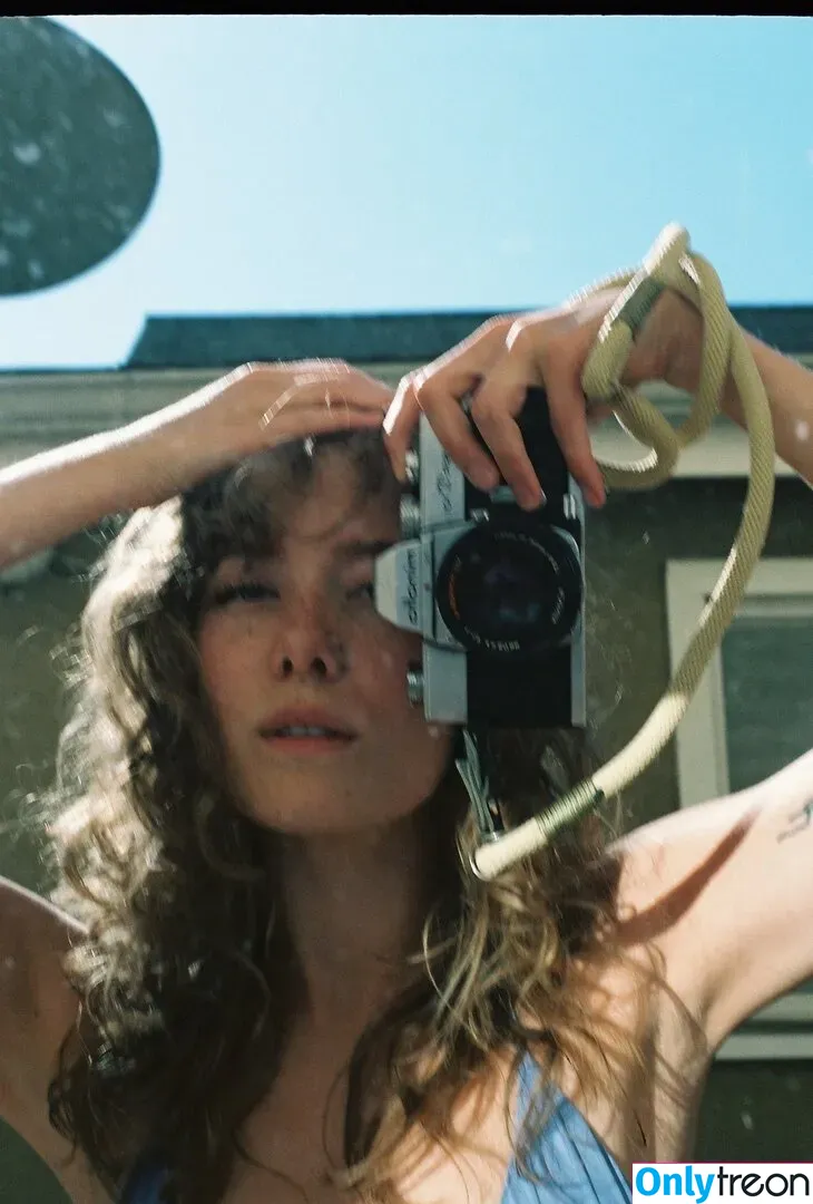 Berta Andrea Snædal nude photo #0114 (bandreas4 / bertaandreasnaedal)