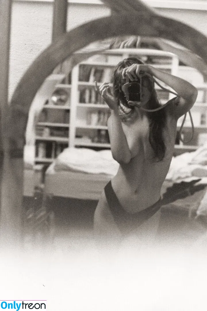 Berta Andrea Snædal nude photo #0131 (bandreas4 / bertaandreasnaedal)