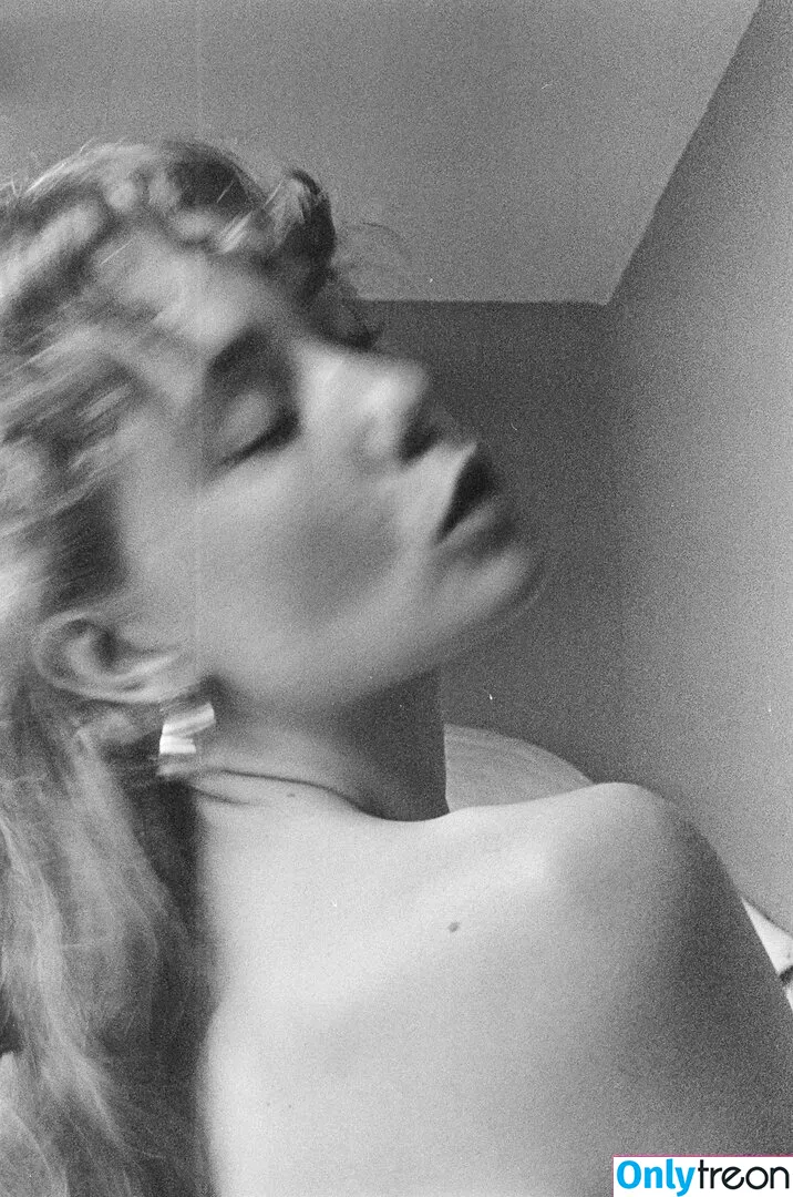 Berta Andrea Snædal nude photo #0192 (bandreas4 / bertaandreasnaedal)