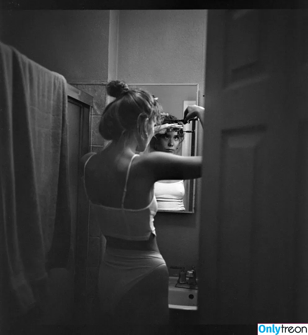 Berta Andrea Snædal nude photo #0298 (bandreas4 / bertaandreasnaedal)