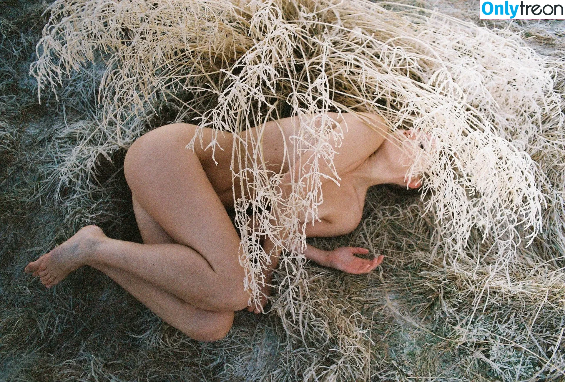 Berta Andrea Snædal nude photo #0321 (bandreas4 / bertaandreasnaedal)