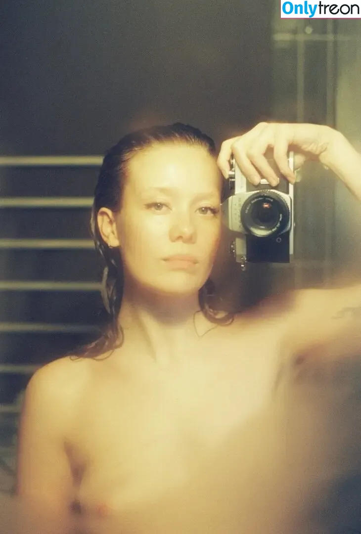 Berta Andrea Snædal nude photo #0358 (bandreas4 / bertaandreasnaedal)