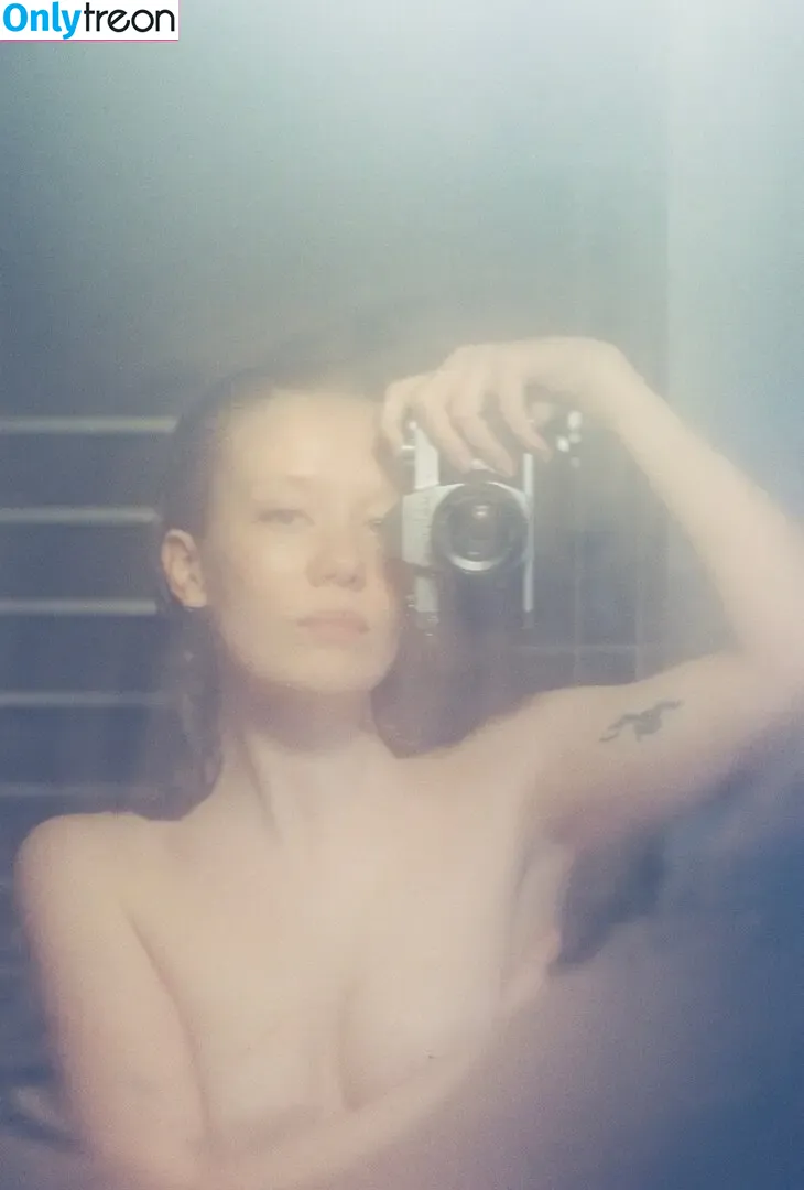 Berta Andrea Snædal nude photo #0360 (bandreas4 / bertaandreasnaedal)