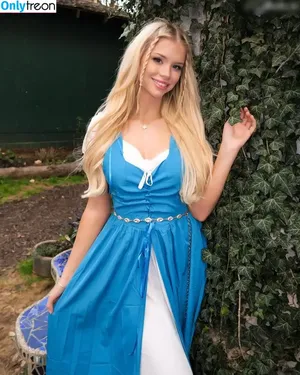 Berticuss / Britnyellen nude photo #0945