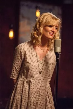 Beth Behrs / bethbehrs / bethquinn1 фото голая #0134