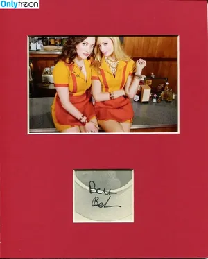 Beth Behrs / bethbehrs фото голая #0193
