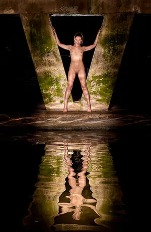 Beth Kate Taylor / beekate / bethkatetaylor nude photo #0009