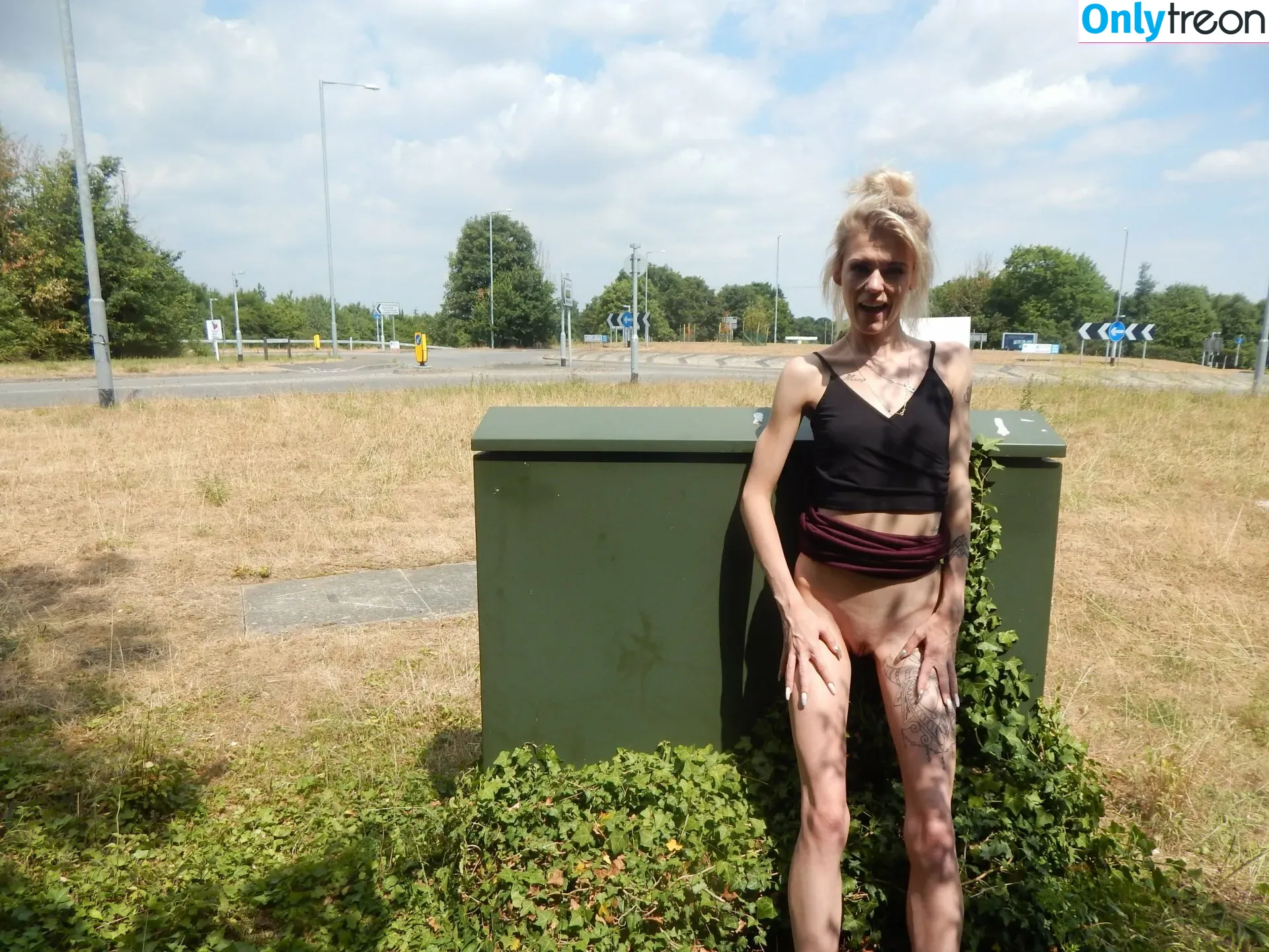 Beth Randell nude photo #0128 (Baby Beth / BabyB / Beth / beth.randell)