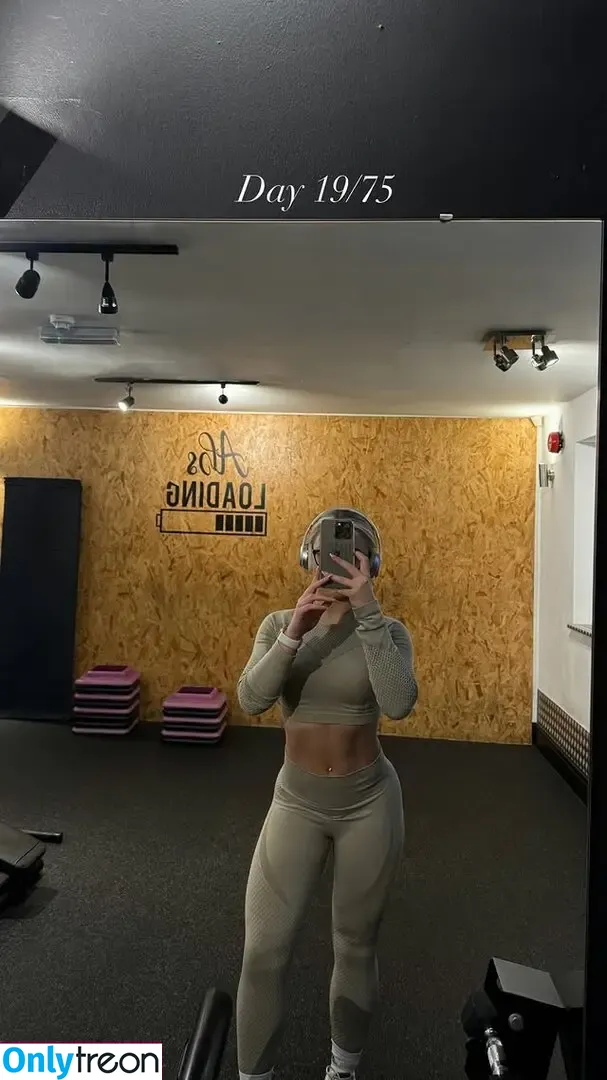 Beth Tucker голая photo #0118 (United Stand / betht.fit)