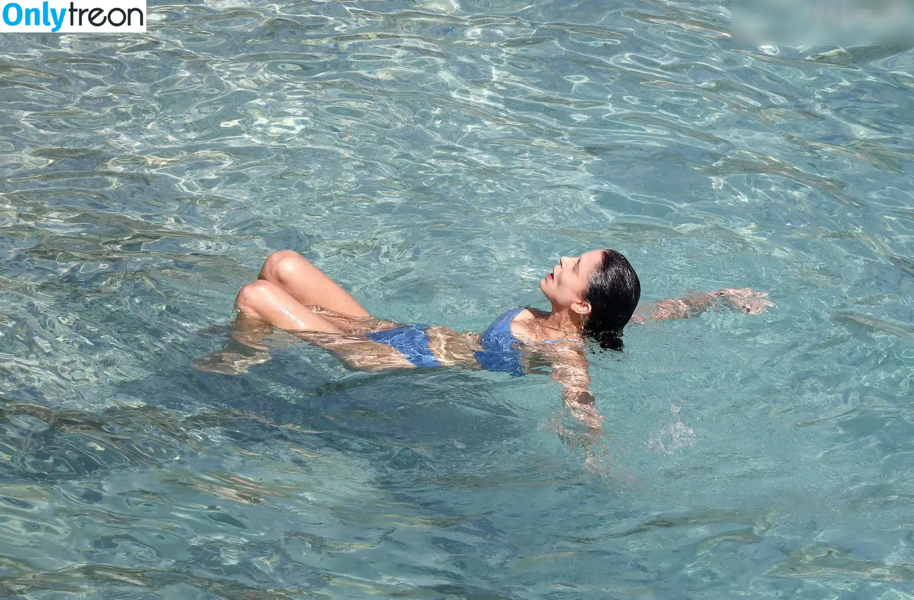 Bethenny Frankel nude photo #0439 (bethenny / bethennyfrankel)
