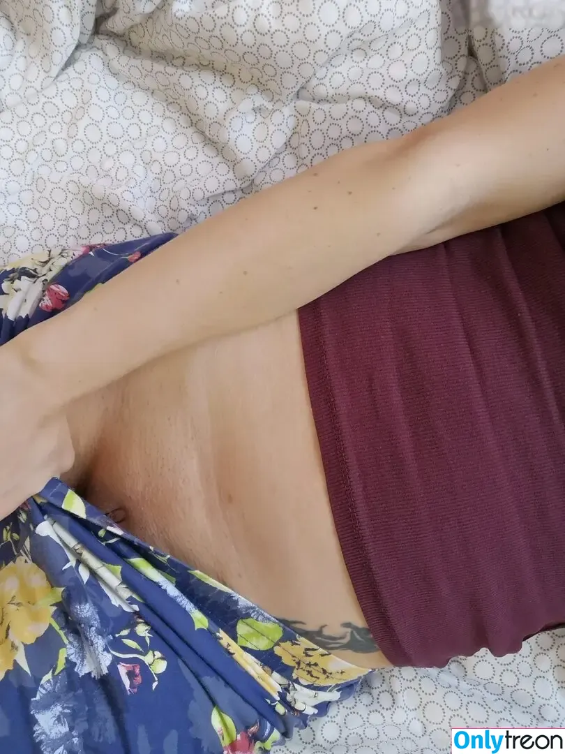 Bettflüsterin nude photo #0015 (bettflusterin)