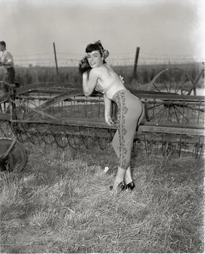 Bettie Page / bettie.page.xo / bettiepage фото голая #0362