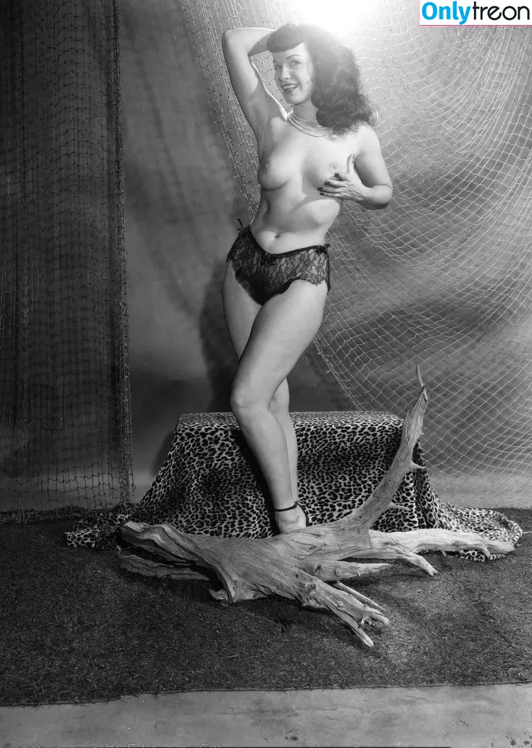 Bettie Page голая photo #0144 (bettie.page.xo / bettiepage)