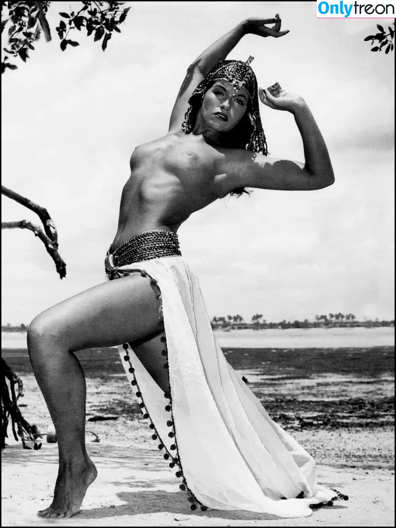 Bettie Page nude photo #0189 (bettie.page.xo / bettiepage)