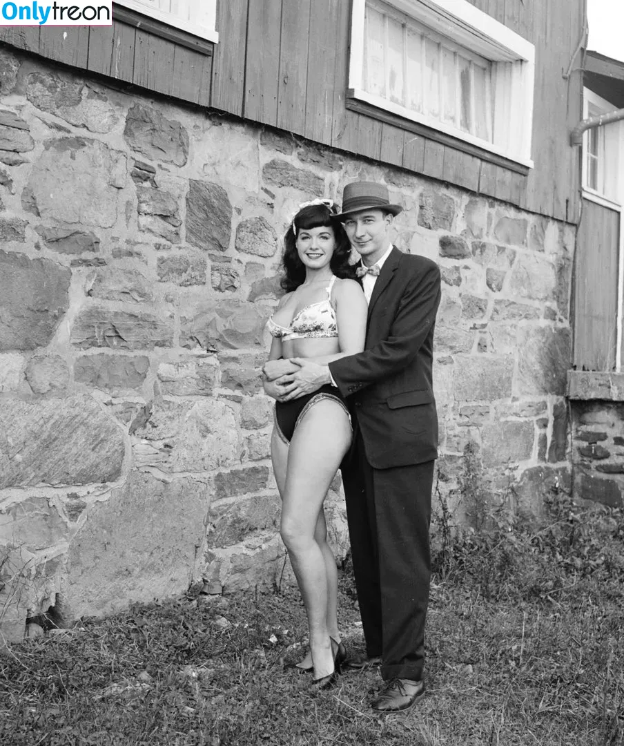 Bettie Page nude photo #0191 (bettie.page.xo / bettiepage)