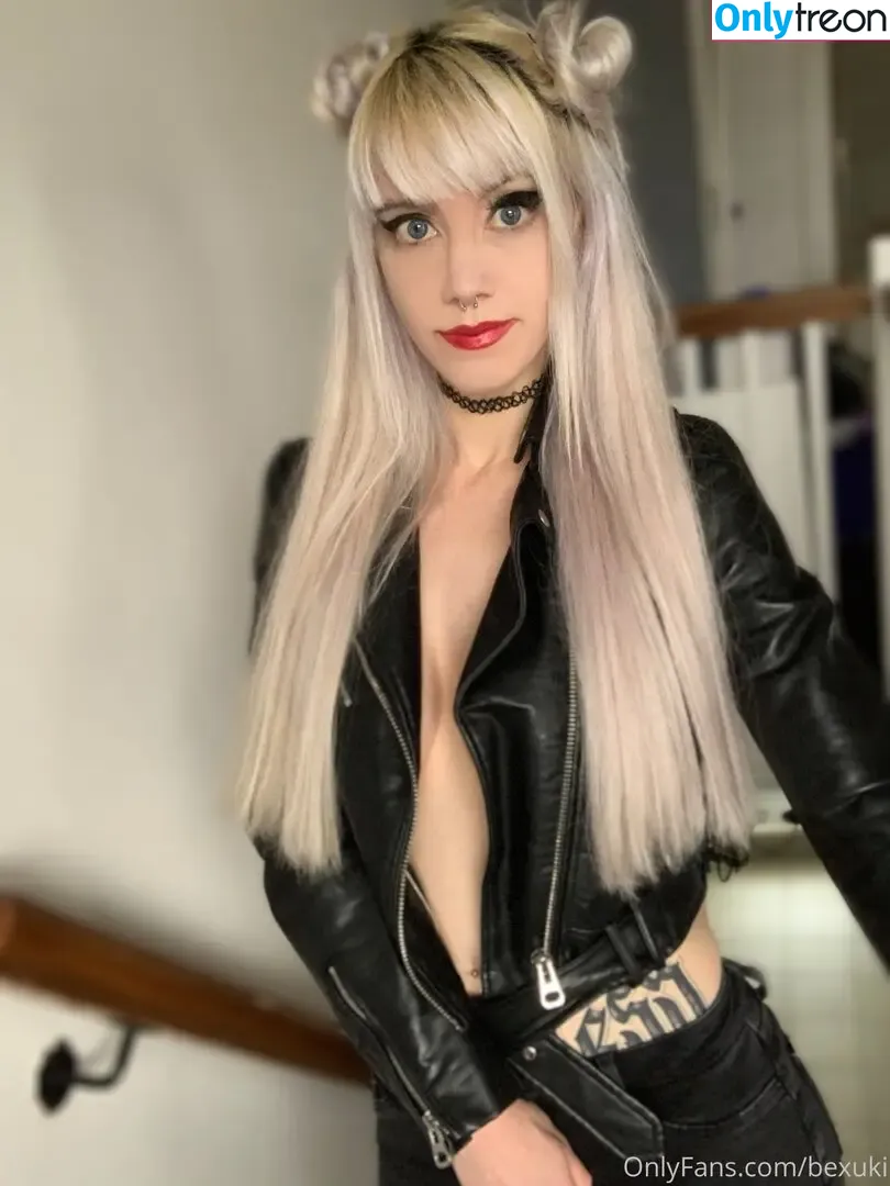 Bexuki nude photo #0015 (mmmilliexx)