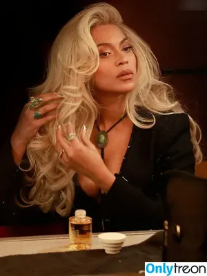 Beyoncé Knowles / beyonce nude photo #0089