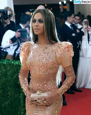 Beyonce / beyoncenavago фото голая #0948