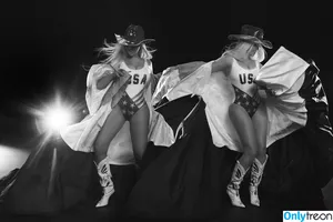 Beyonce / beyoncenavago фото голая #0982