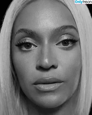 Beyonce / beyoncenavago фото голая #0989