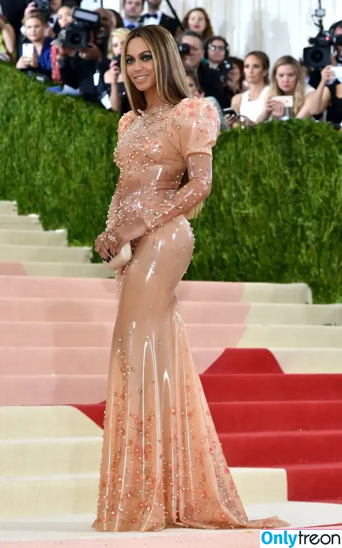 Beyonce голая photo #0942 (beyoncenavago)