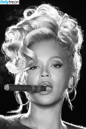 Beyonce / beyoncenavago фото голая #1002