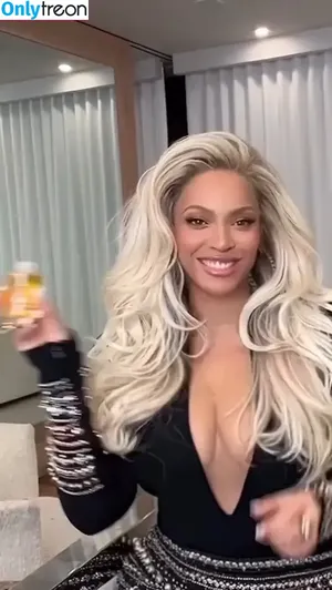 Beyonce / beyoncenavago фото голая #1299
