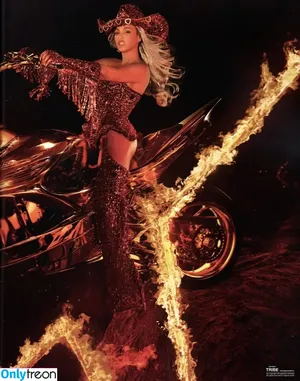 Beyonce / beyoncenavago фото голая #1338